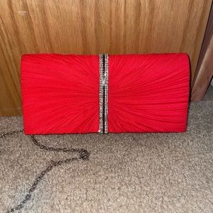 Red clutch